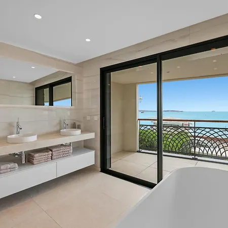 דירה Ref 1998 - - Sea View For Rent *
