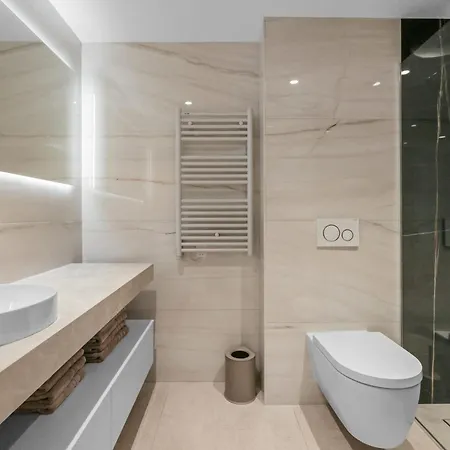 Ref 1998 - - Sea View For Rent קאן