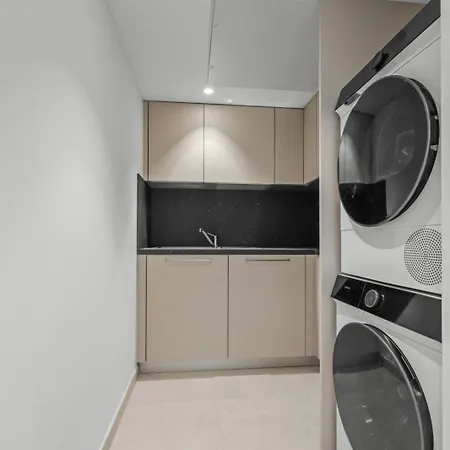 Ref 1998 - - Sea View For Rent * קאן