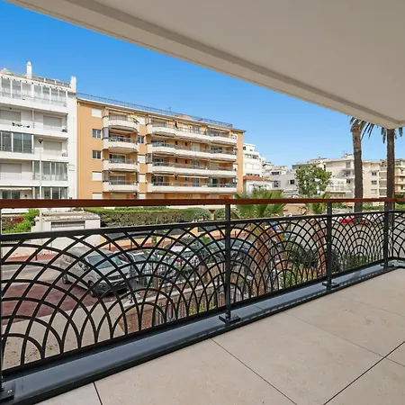 Appartement Ref 1998 - - Sea View For Rent