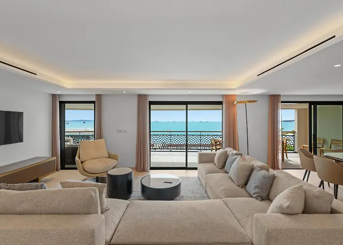 Ref 1998 - - Sea View For Rent * كان