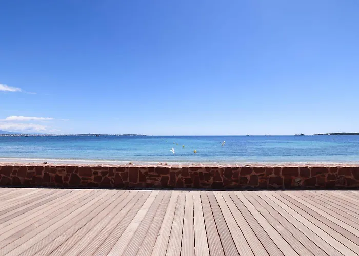 شقة Ref 1998 - - Sea View For Rent *